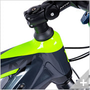 Bicicletta elettrica da trekking POWER-TREK 6.2 (20): particolare attacco manubrio