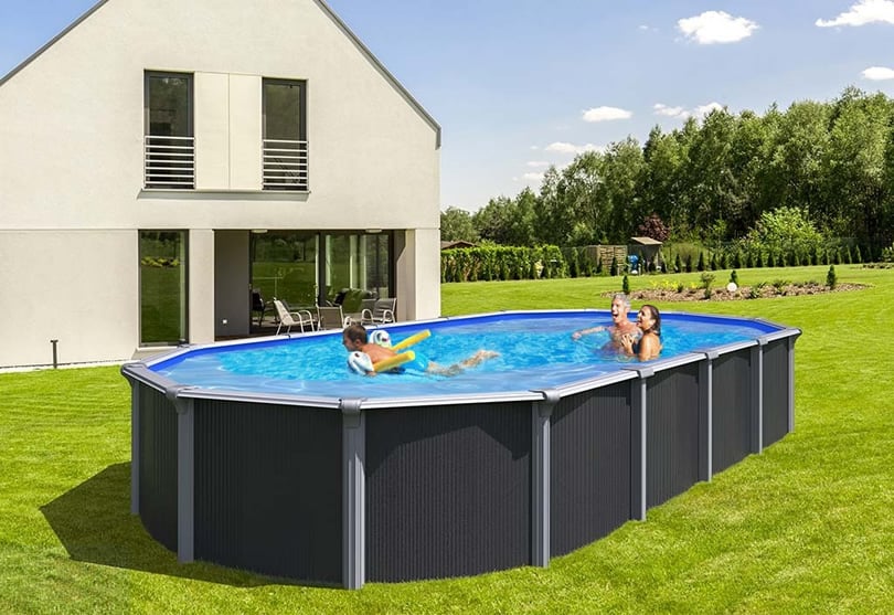 Piscina fuori terra in acciaio Osmose colore antracite liner sabbia 520x395 cm h. 132 cm
